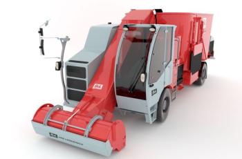 Самоходный кормосмеситель